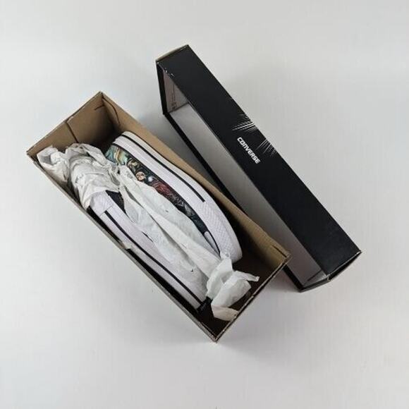 New Converse Batgirl Sneakers Mens 4 Womens 6 DC Comics Low Top Box All Star - Picture 15 of 15